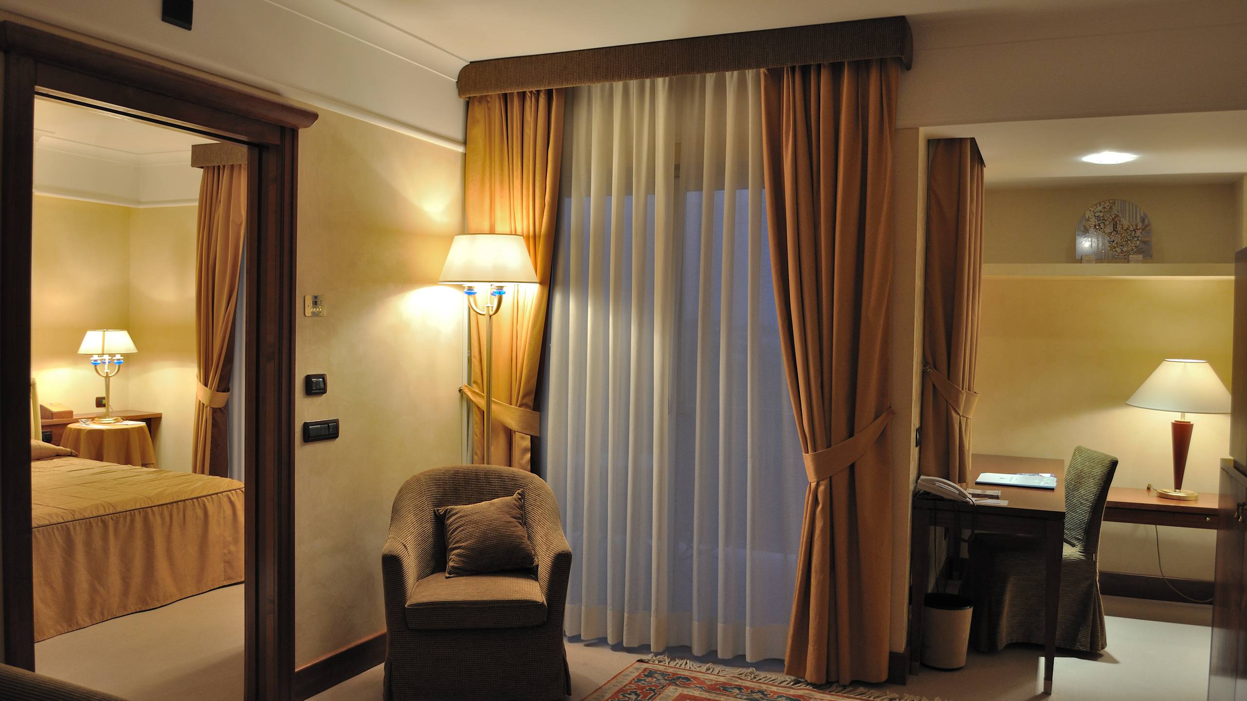 Hotel-Pineta-Palace-Rome-suite-DSC--0704